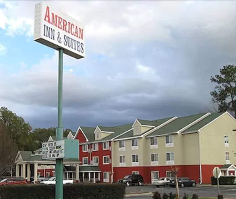 Econo Lodge Inn & Suites Marianna Εξωτερικό φωτογραφία