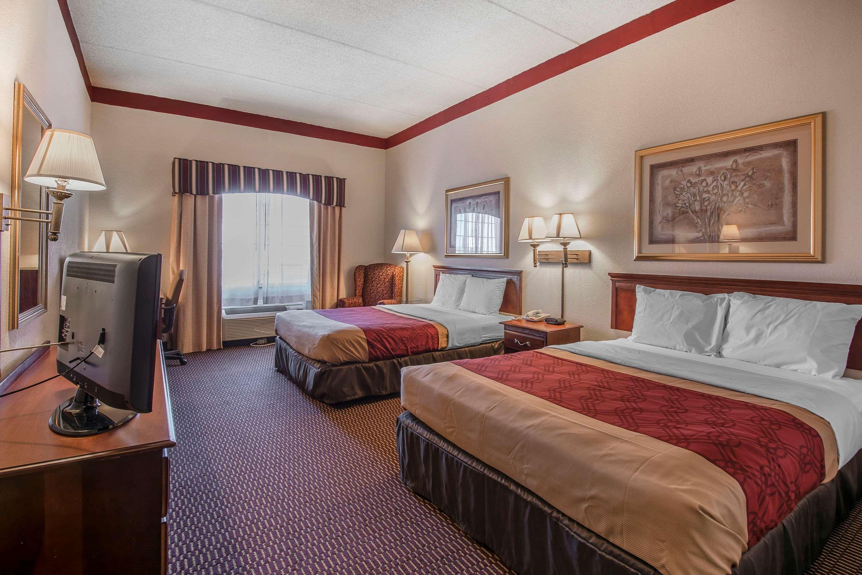 Econo Lodge Inn & Suites Marianna Εξωτερικό φωτογραφία