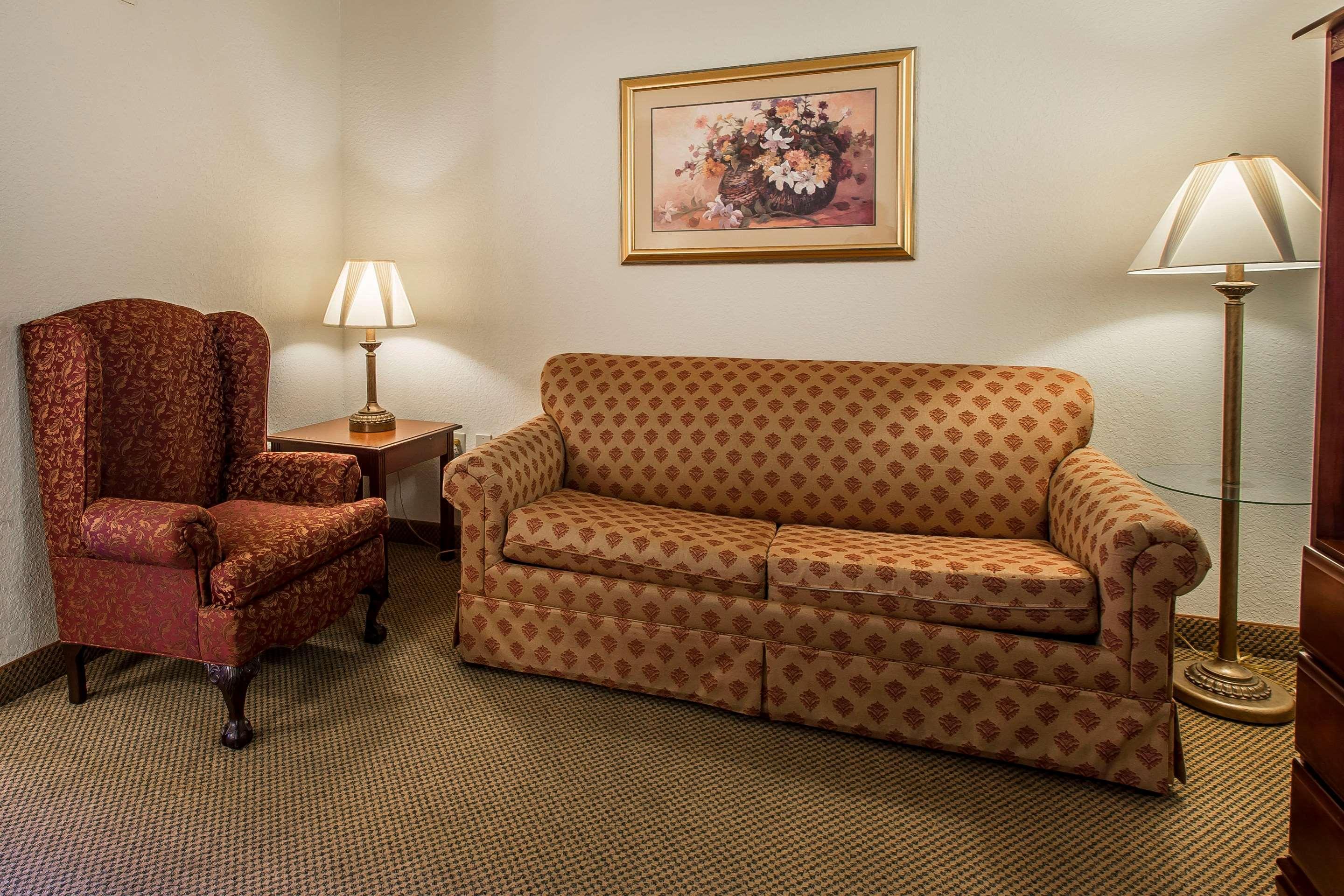 Econo Lodge Inn & Suites Marianna Εξωτερικό φωτογραφία
