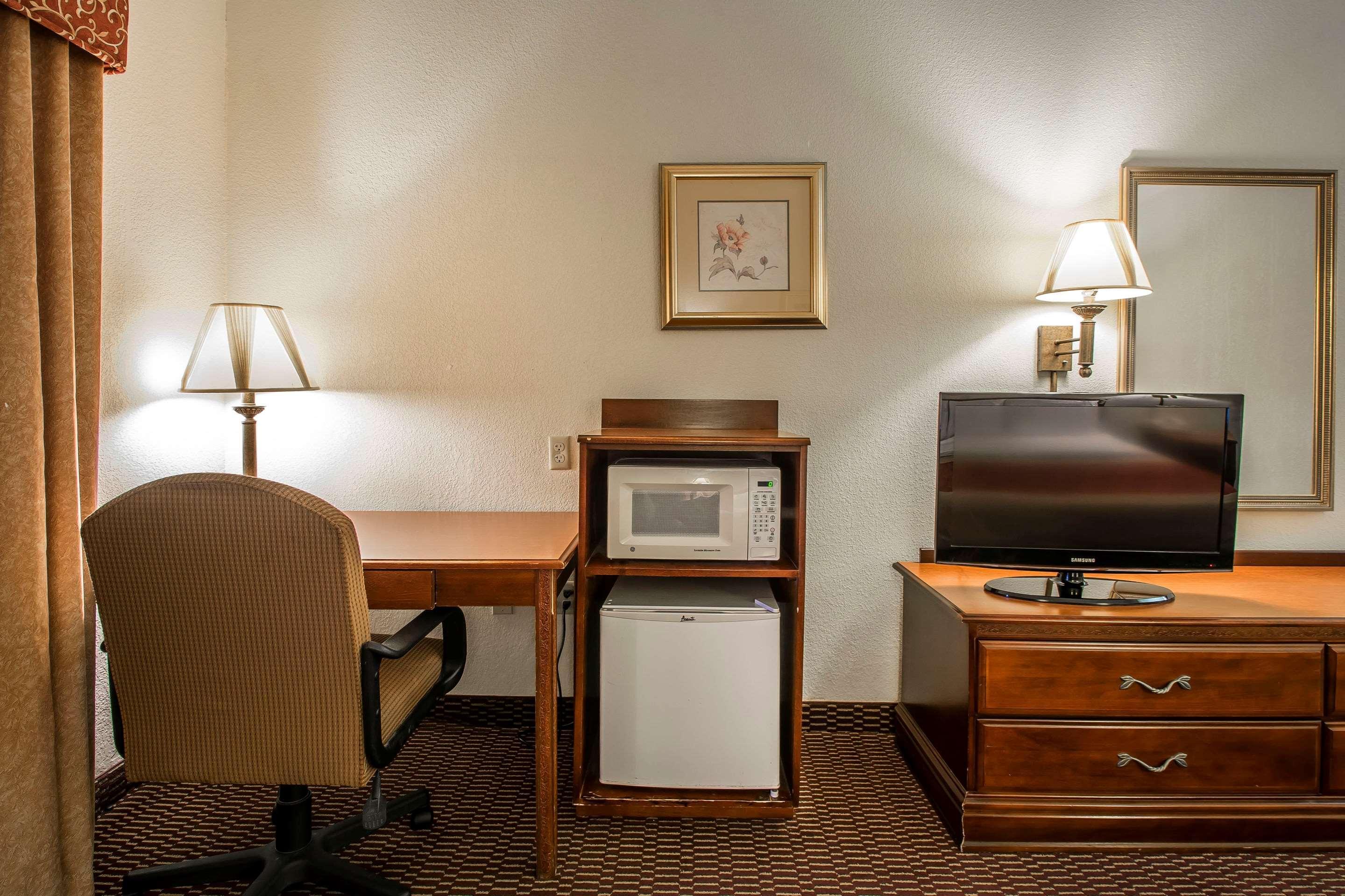Econo Lodge Inn & Suites Marianna Εξωτερικό φωτογραφία