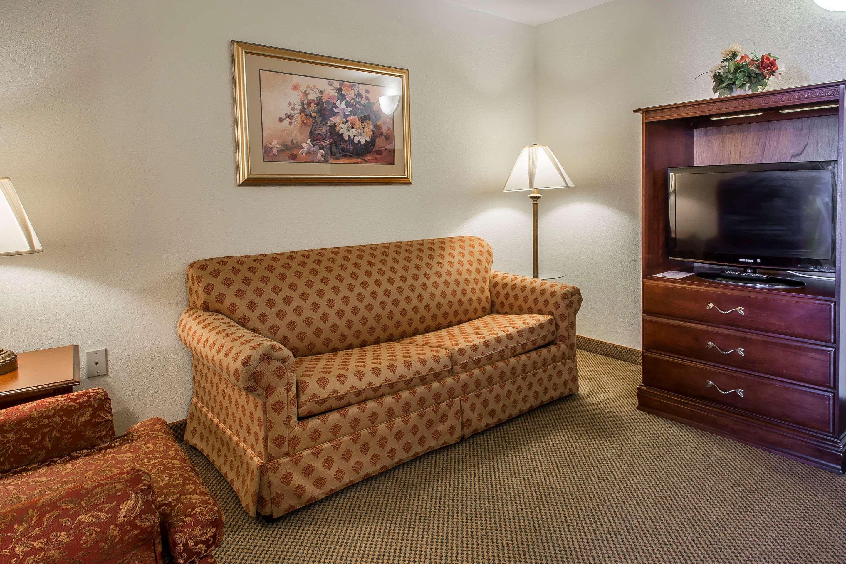 Econo Lodge Inn & Suites Marianna Εξωτερικό φωτογραφία