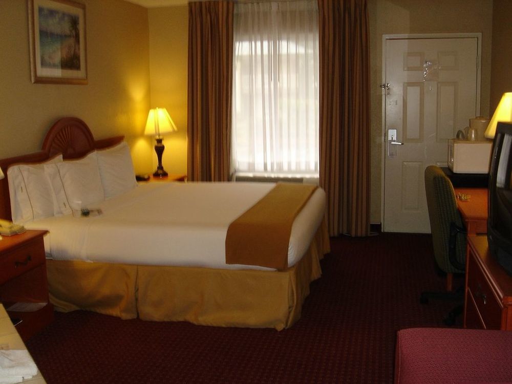 Econo Lodge Inn & Suites Marianna Δωμάτιο φωτογραφία
